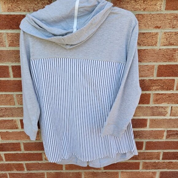 Chico's Sweatshirt Jacket Women's Size Large Athletic Hooded Full Zip - Picture 2 of 7